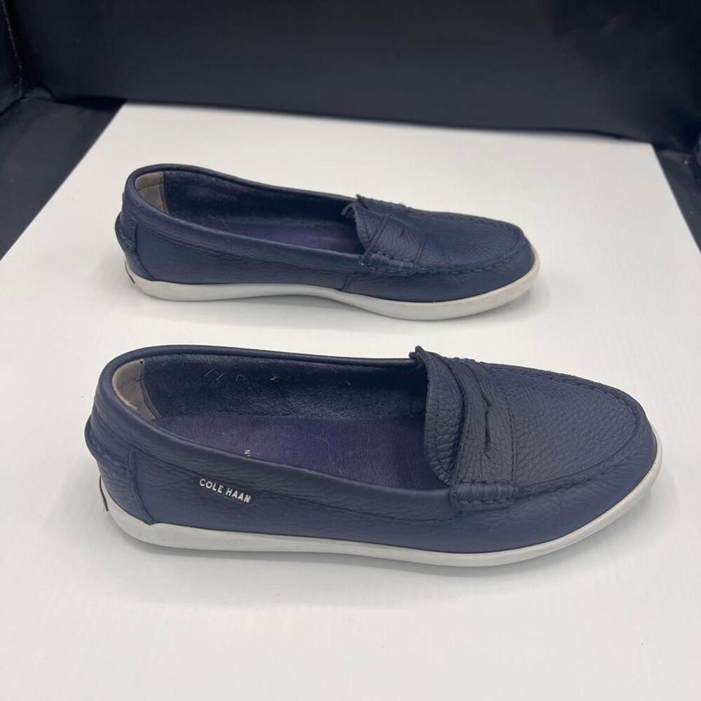 Cole-haan Women's Navy and Blue Loafers